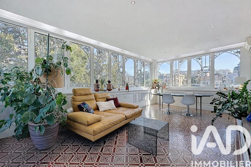 Appartement - 110 m² - 5 pièces