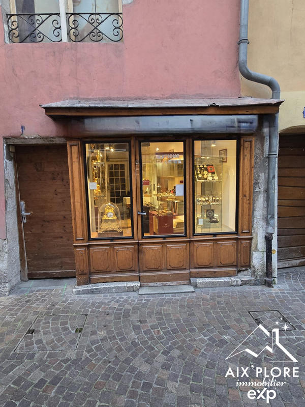 Fonds de commerce - Local commercial - 17 m²