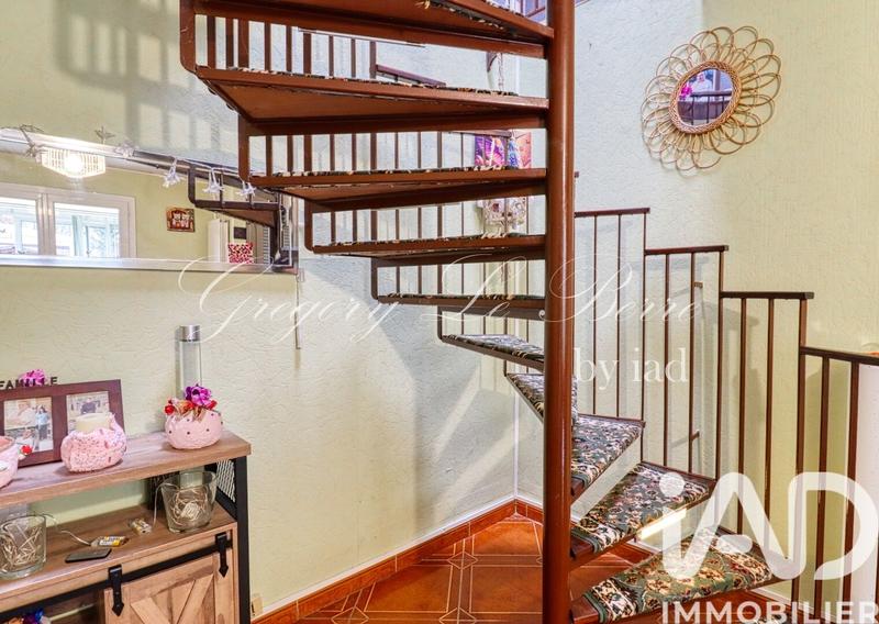 Maison - 85 m² - 5 pièces