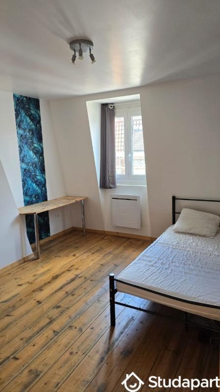 Chambre - 10 m² - 1 pièce