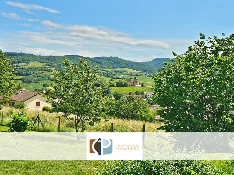 Maison - 305 m² - 8 pièces