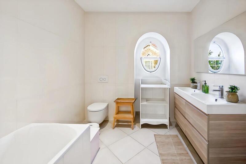 Maison d'architecte - 350 m² - 7 pièces