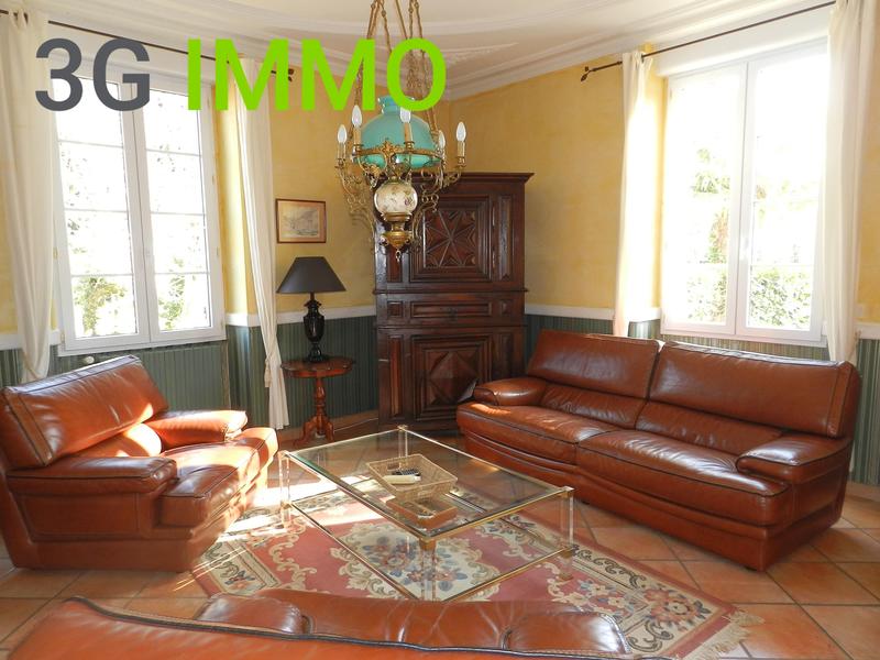 Maison de maîtres - 217 m² - 10 pièces