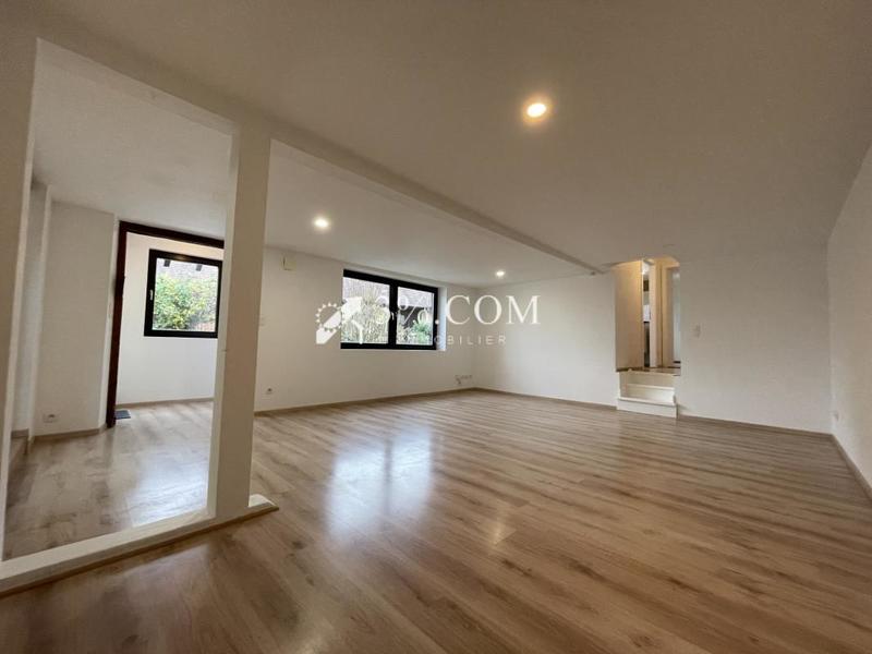 Maison - 101 m² - 5 pièces