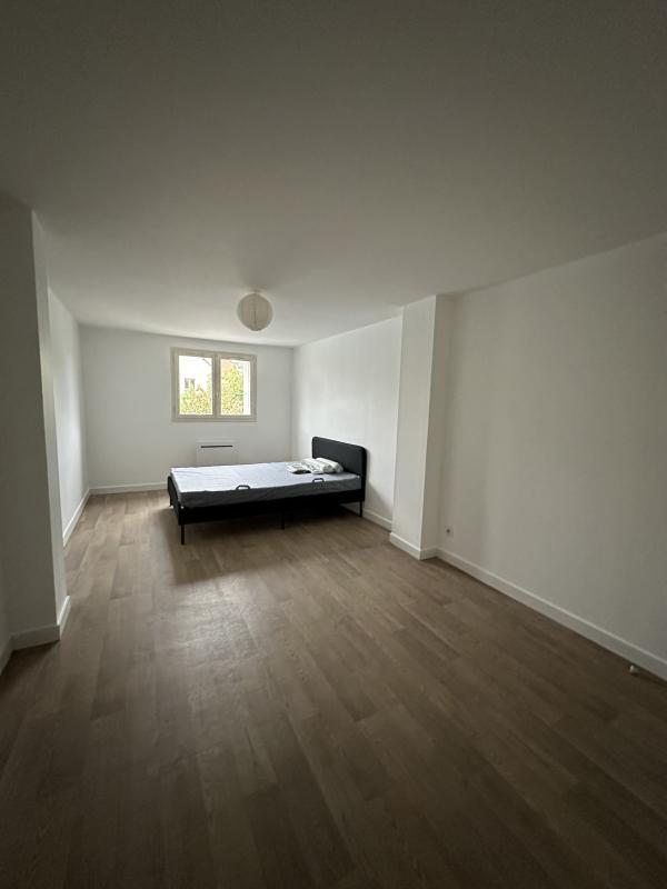 Appartement - 95 m² - 5 pièces