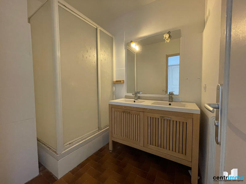 Appartement - 84 m² - 4 pièces