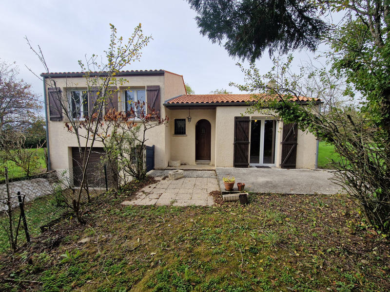 Maison - 82 m² - 4 pièces