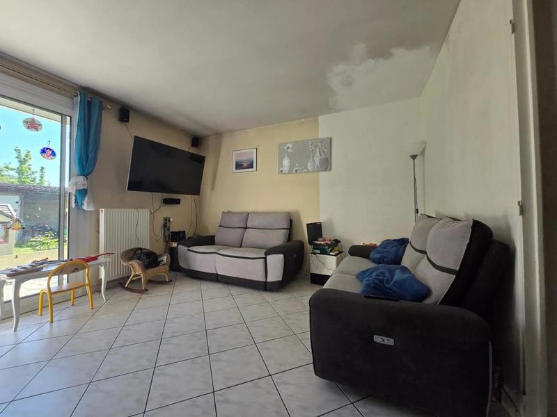 Maison - 95 m² - 5 pièces