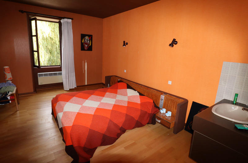 Demeure - 585 m² - 16 pièces