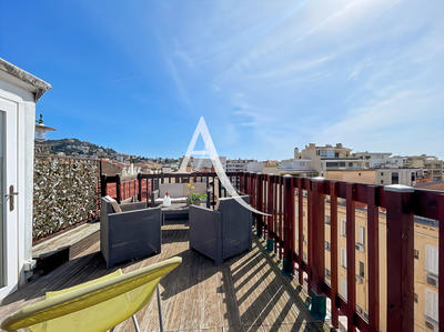 Appartement - 80 m² - 3 pièces