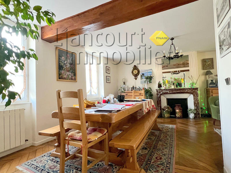 Maison - 150 m² - 7 pièces