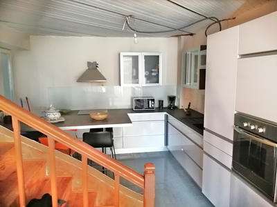 Maison - 90 m² - 5 pièces