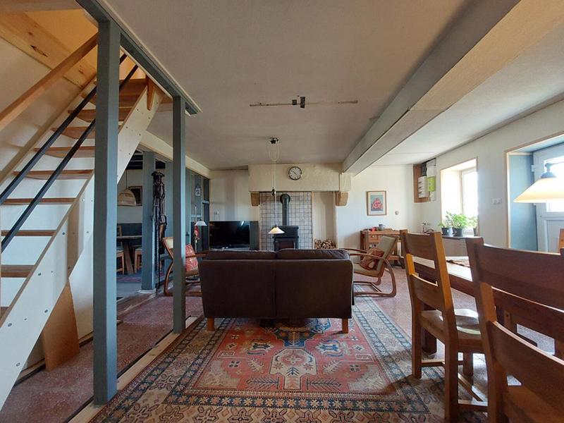 Maison - 93 m² - 4 pièces