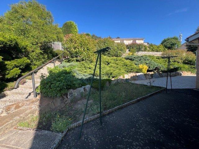 Maison - 92 m² - 5 pièces