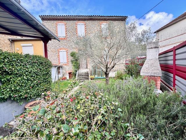 Maison ancienne - 172 m² - 7 pièces