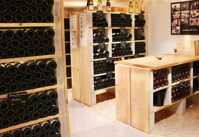 Saumane Arts &amp; Vin