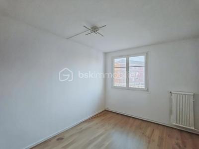 Appartement - 57 m² - 3 pièces