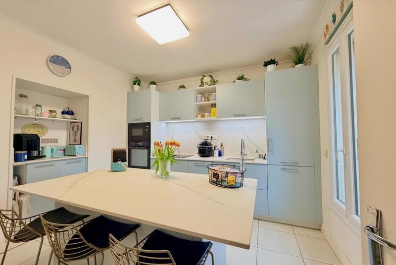 Maison - 148 m² - 6 pièces