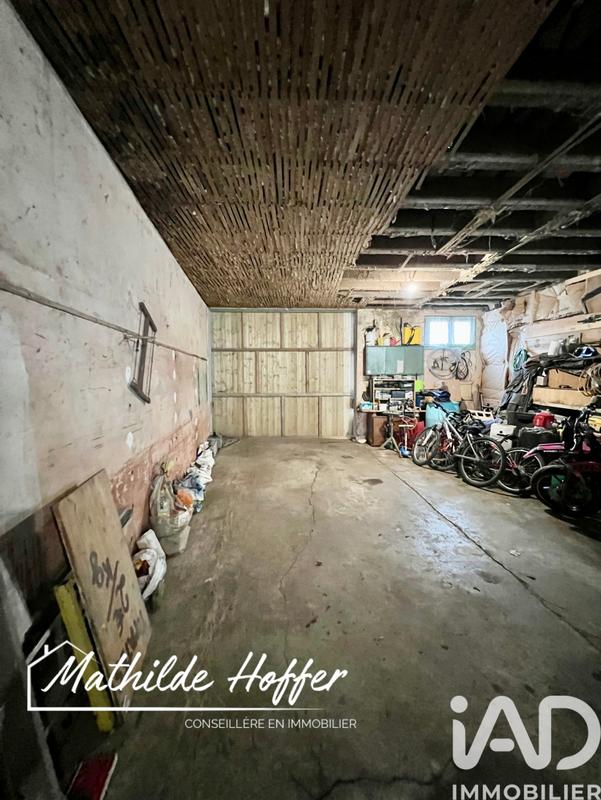 Maison - 230 m² - 8 pièces