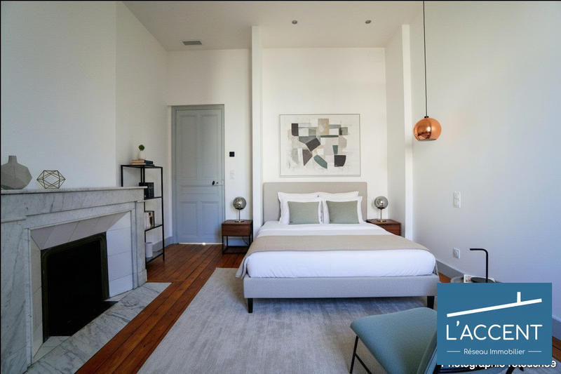 Appartement - 122 m² - 5 pièces