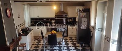 Maison de village - 80 m² - 4 pièces