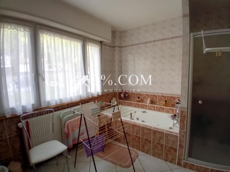 Pavillon - 190 m² - 7 pièces