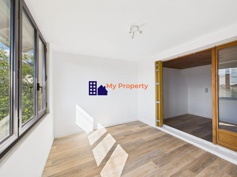 Maison - 152 m² - 7 pièces