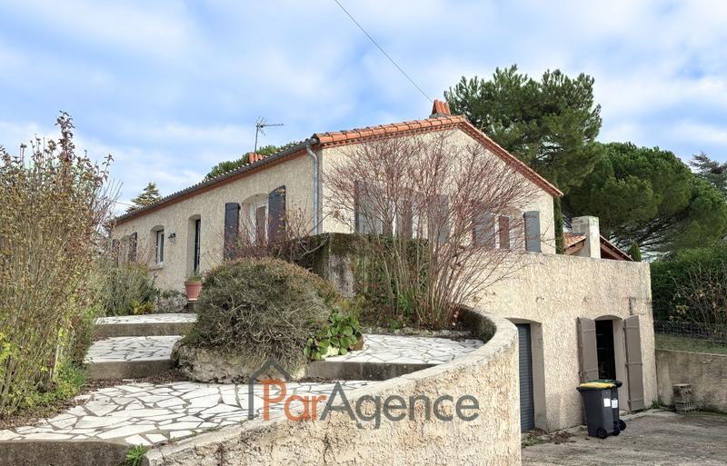 Maison - 95 m² - 3 pièces