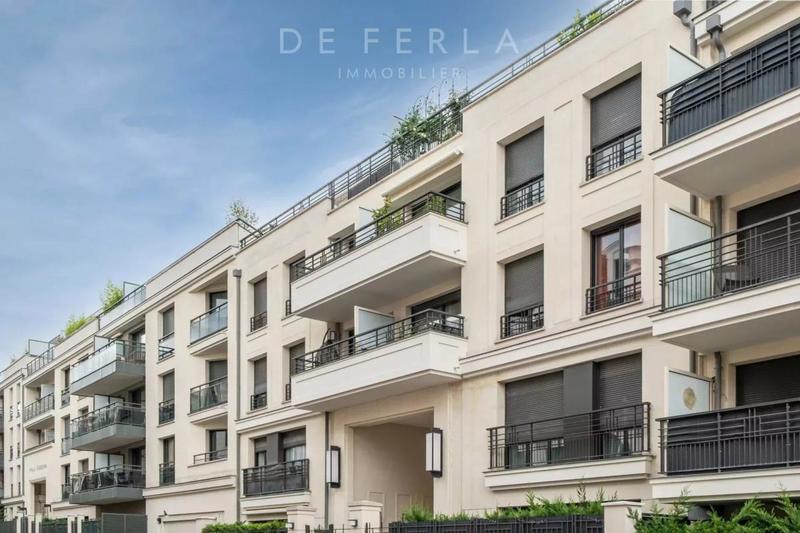 Appartement - 107 m² - 4 pièces