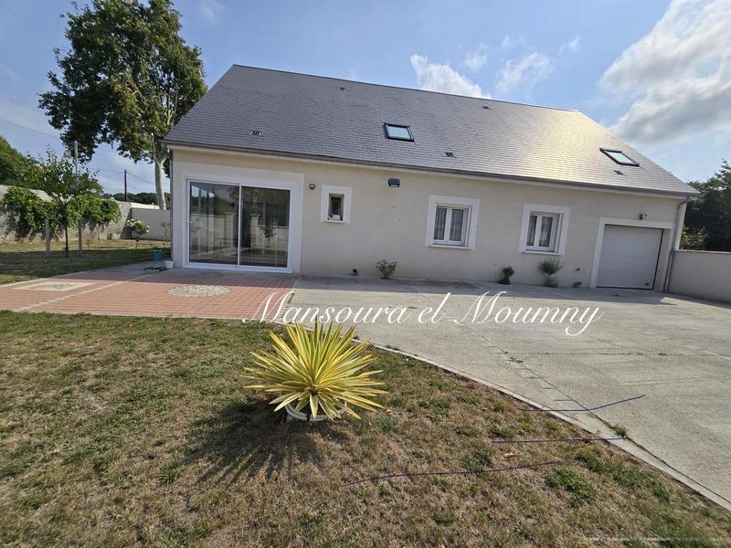 Maison - 209 m² - 8 pièces