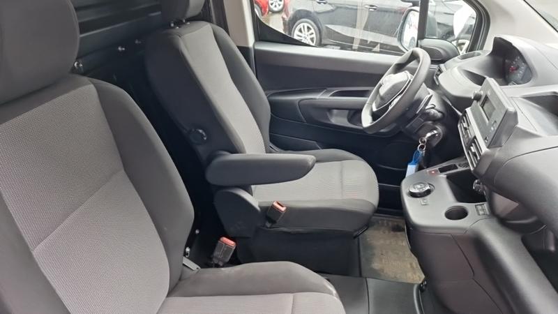 Peugeot Partner Fourgon Standard 1000 Kg Bluehdi 130 Ss Eat8 Premiu