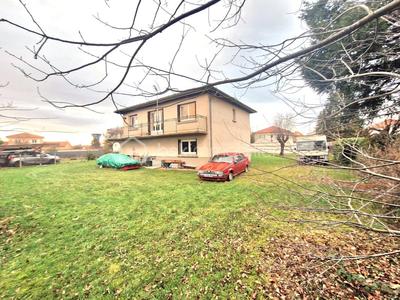 Maison traditionnelle - 116 m² - 6 pièces