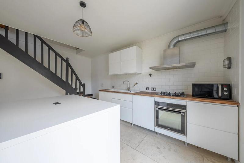 Maison - 160 m² - 8 pièces