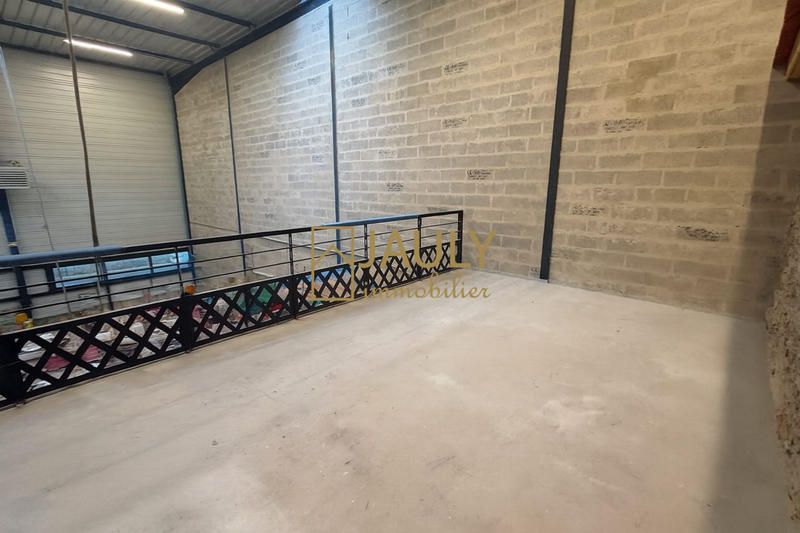 Local commercial - 453 m²