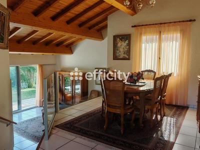 Maison - 135 m² - 5 pièces