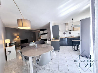 Appartement - 67 m² - 3 pièces