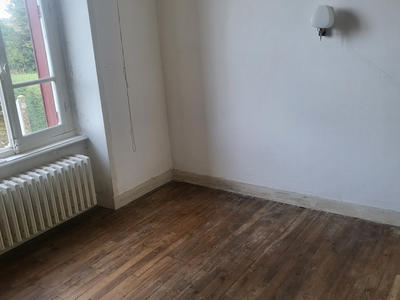 Maison - 92 m² - 6 pièces