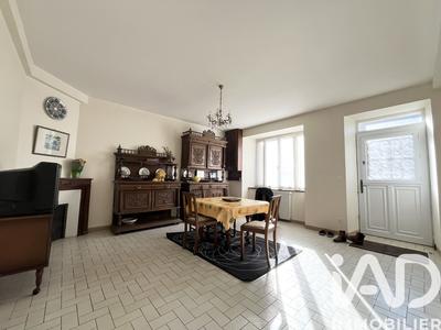Maison - 106 m² - 4 pièces