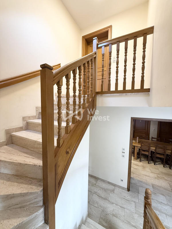 Maison ancienne - 224 m² - 12 pièces