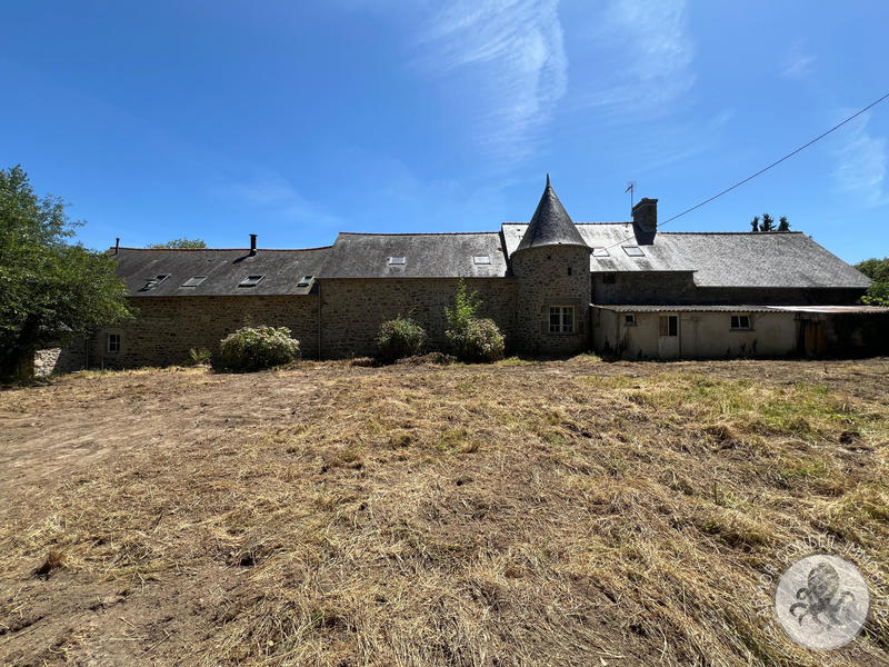 Maison - 146 m² - 8 pièces