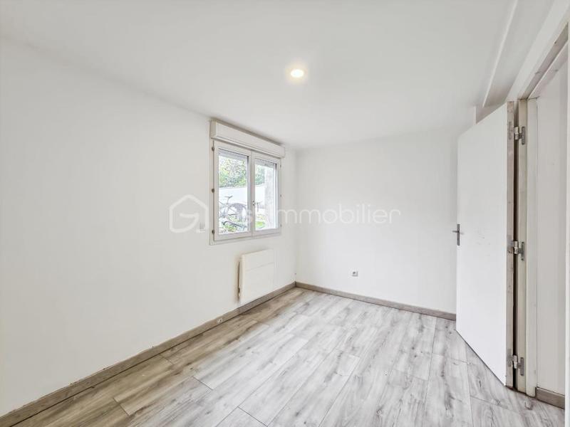 Maison - 169 m² - 9 pièces