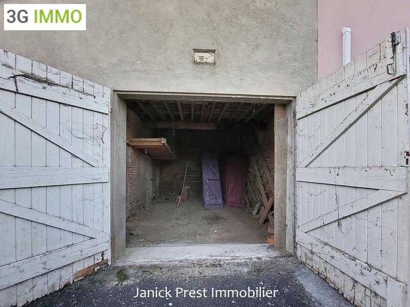 Maison - 203 m² - 10 pièces