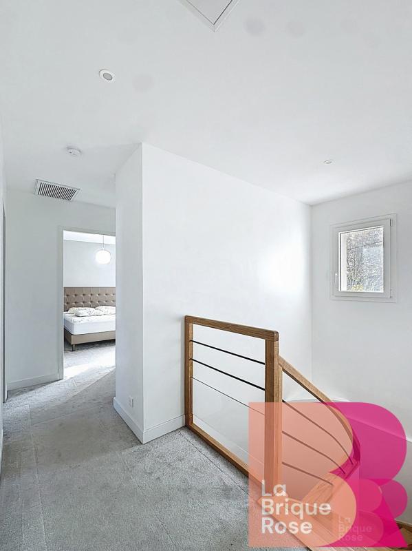 Maison - 200 m² - 9 pièces