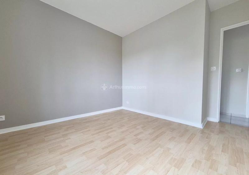 Appartement - 93 m² - 5 pièces