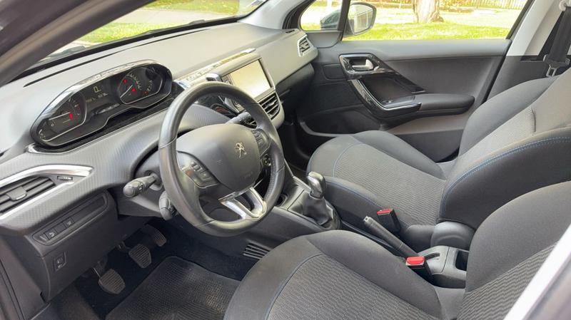 Peugeot 208 I 1.2 Puretech 83 Allure
