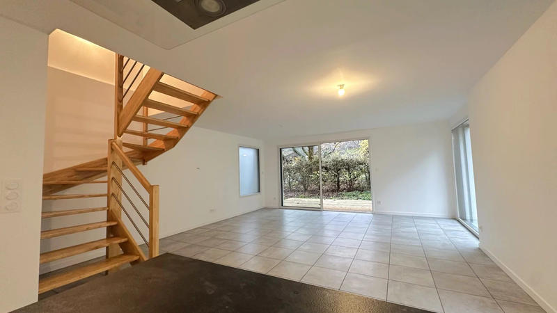 Maison - 96 m² - 4 pièces