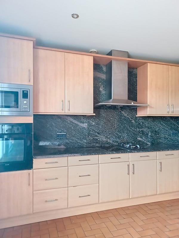 Maison - 165 m² - 8 pièces