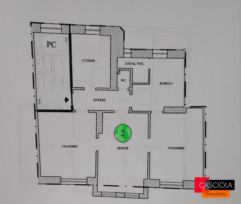 Appartement - 80 m² - 4 pièces