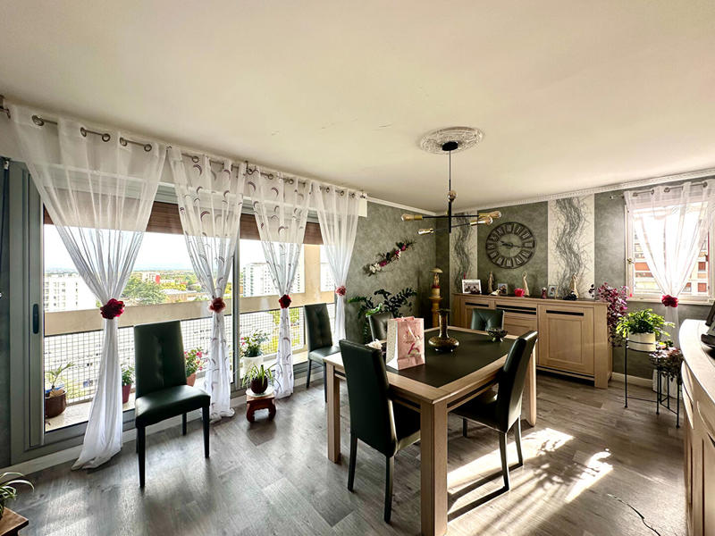 Appartement - 86 m² - 4 pièces