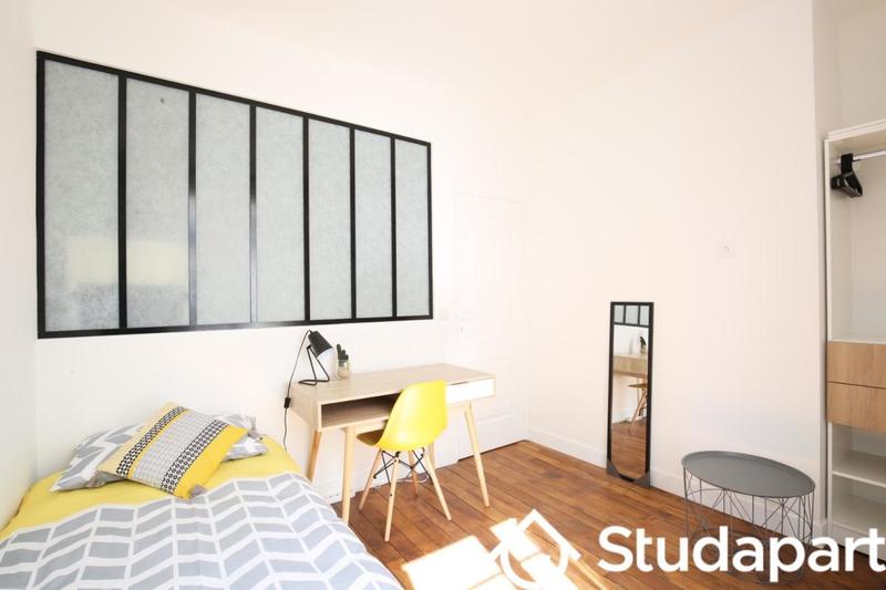 Chambre - 12 m² - 1 pièce